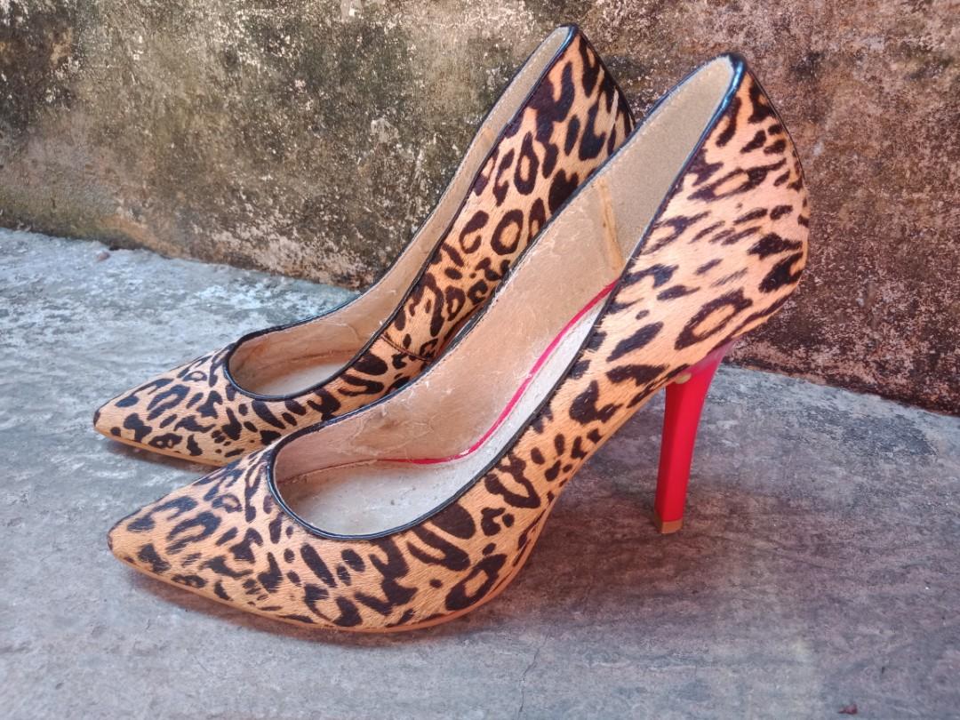stiletto guess