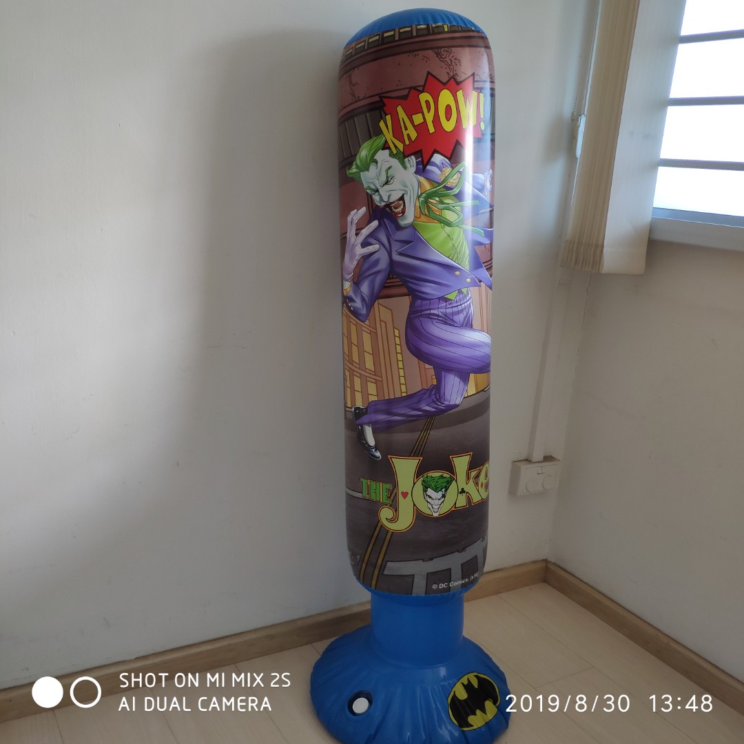 1.4m Inflatable punching bag joker batman wrestling, Hobbies & Toys