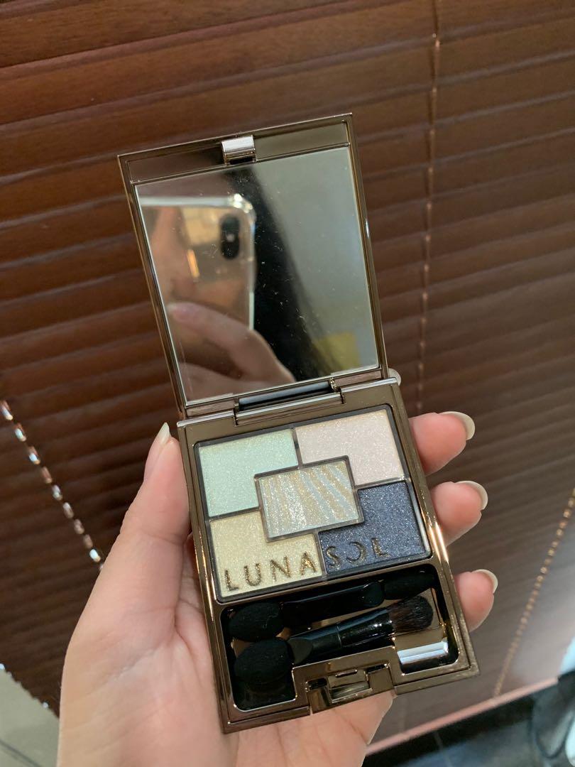 Kanebo Lunasol eyeshadow, Kesehatan & Kecantikan, Rias Wajah di Carousell