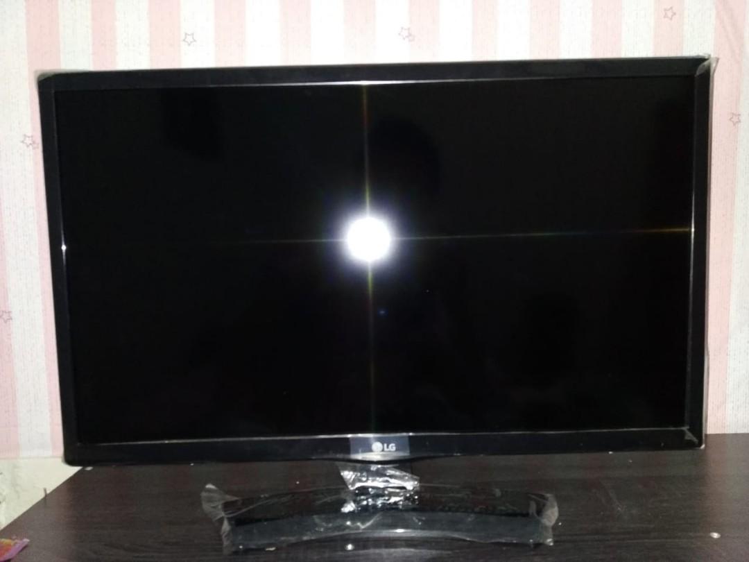 Lg Tv Led 24 Inch Elektronik Tv Perlengkapan Hiburan Di Carousell