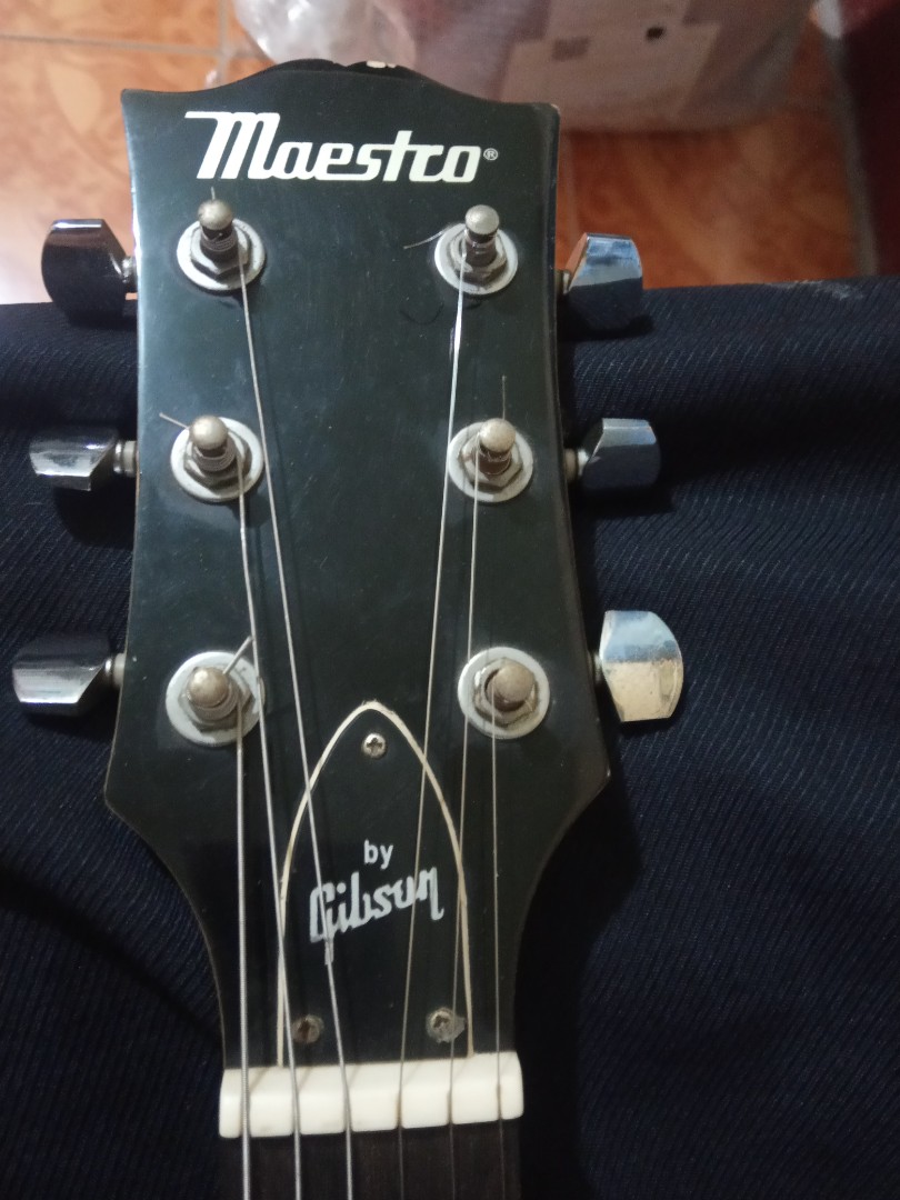 Maestro by Gibson lespaul electric guitar Hobbies Toys Music