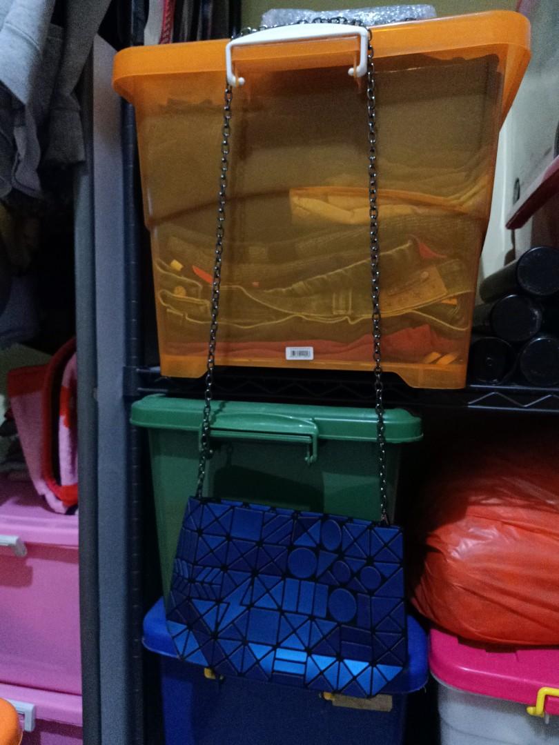 Tas Bao Bao, Fesyen Wanita, Tas & Dompet di Carousell