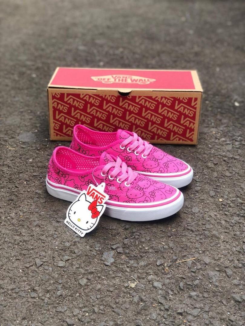 vans authentic motif vans authentic motif