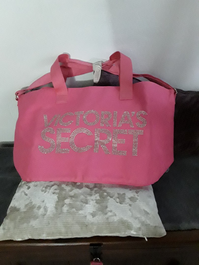 hot pink gym bag