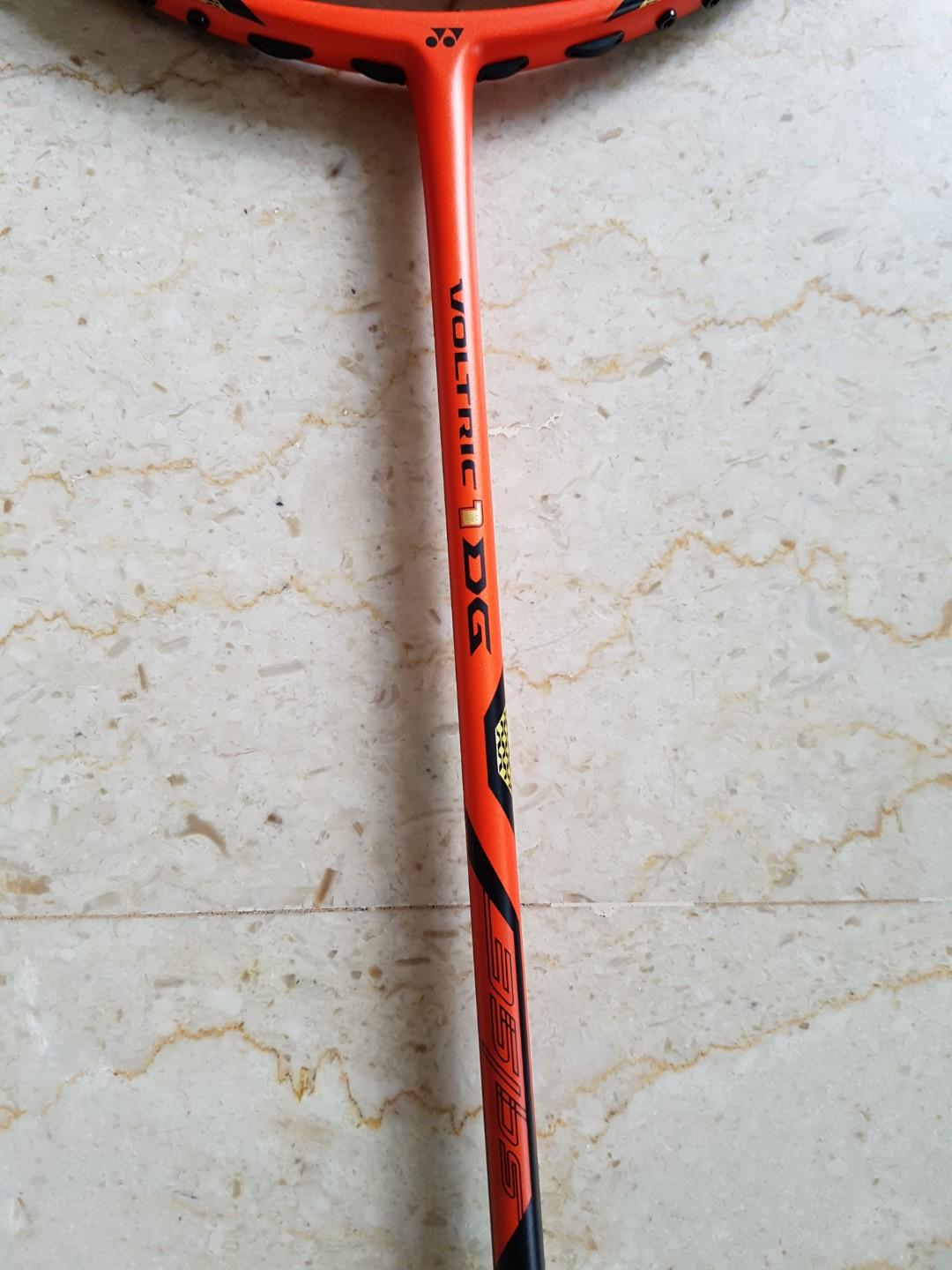 yonex voltric 1 dg badminton racket