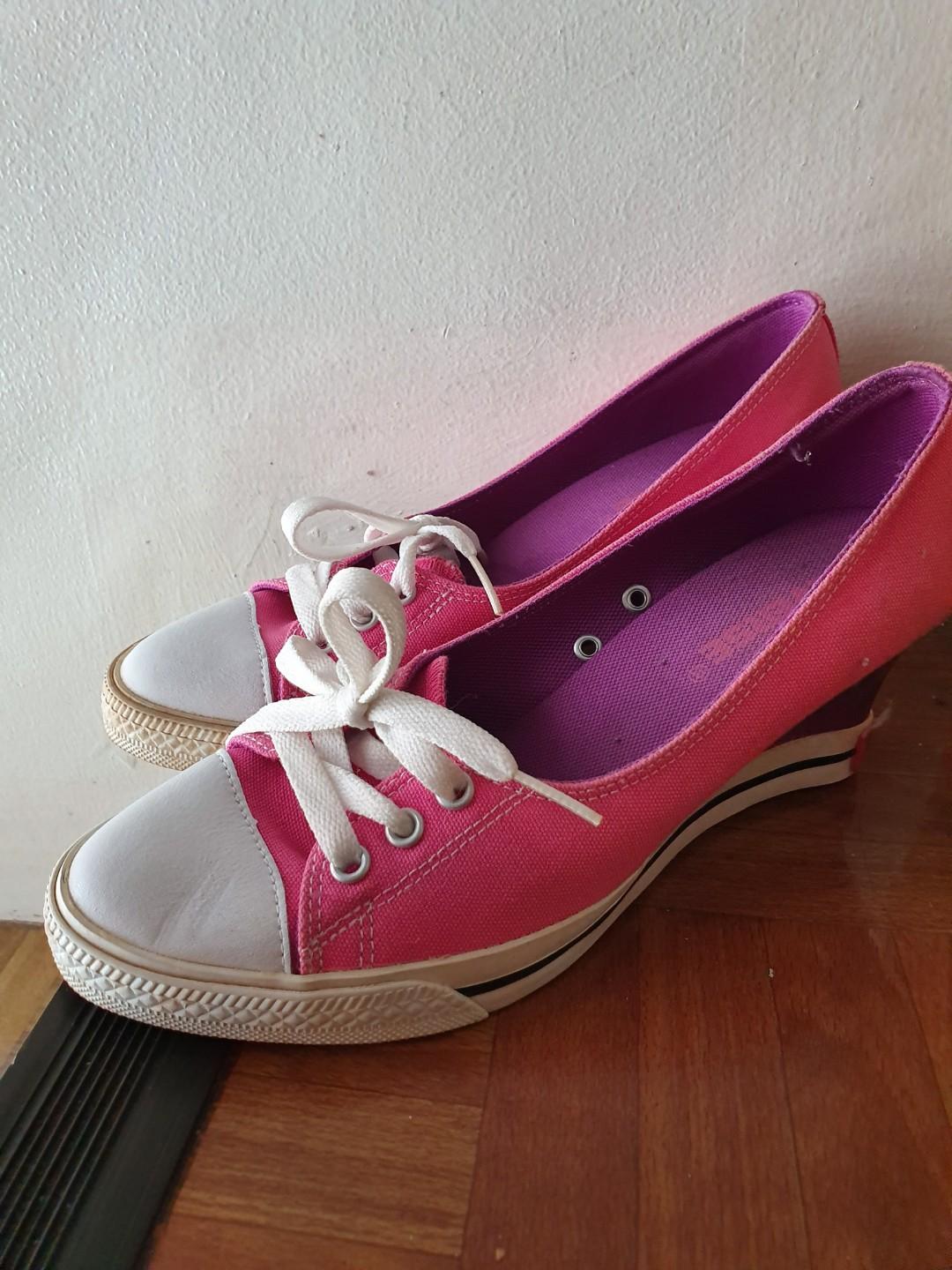 pink converse heels