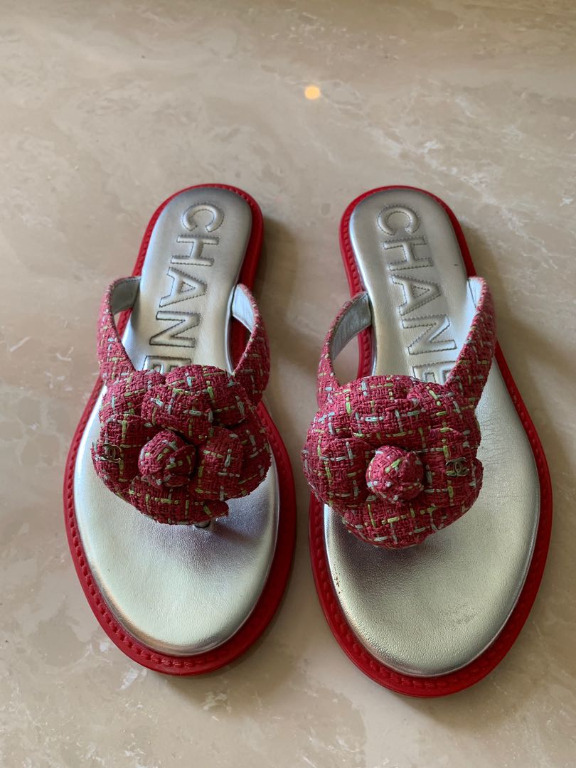 Chanel on sale tweed slippers