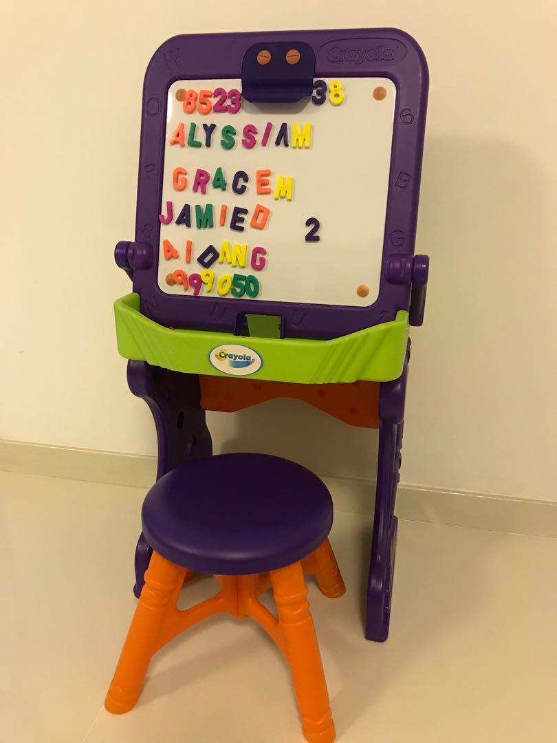 crayola magnetic drawing board