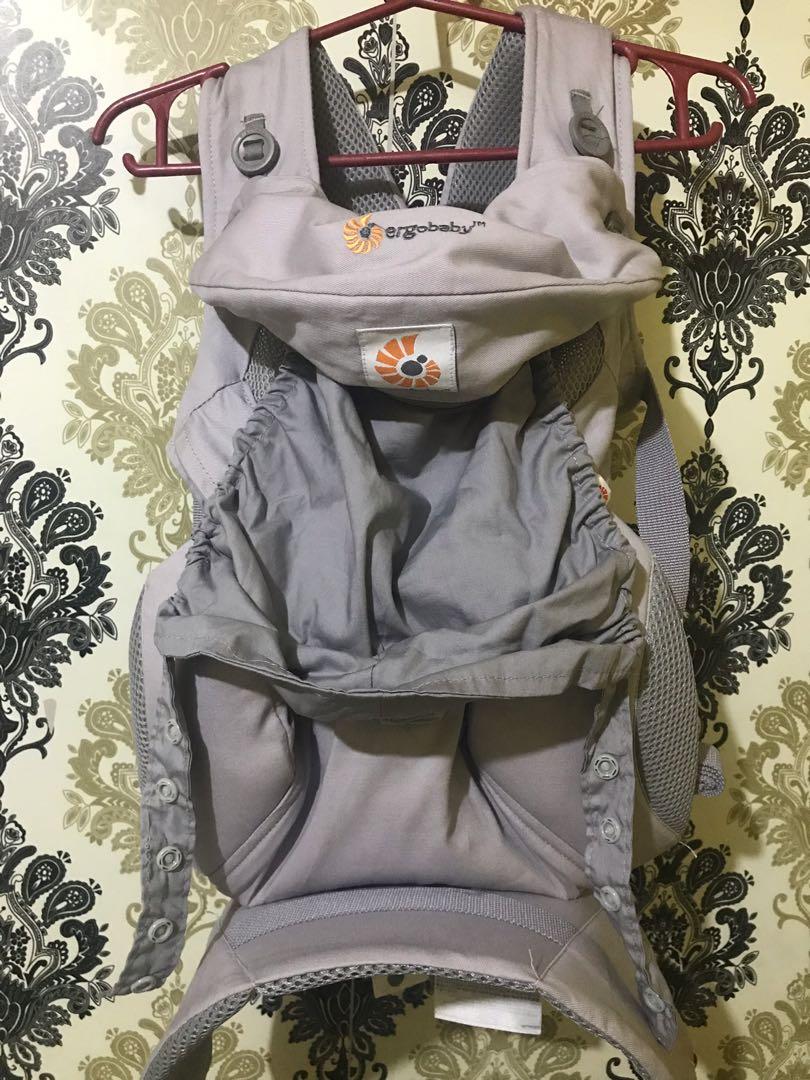 ERGO BABY 360 Carrier with hood, Babies & Kids, Going Out, Carriers & Slings on Carousell