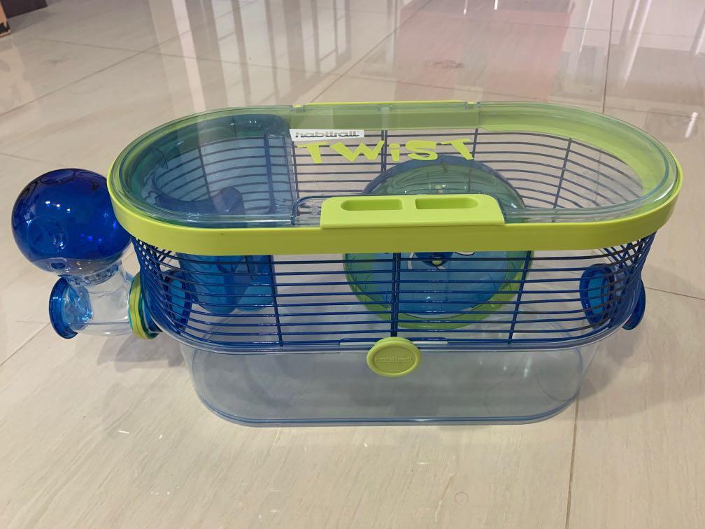 Habitrail twist home Pet Supplies Homes Other Pet Accessories on Carousell