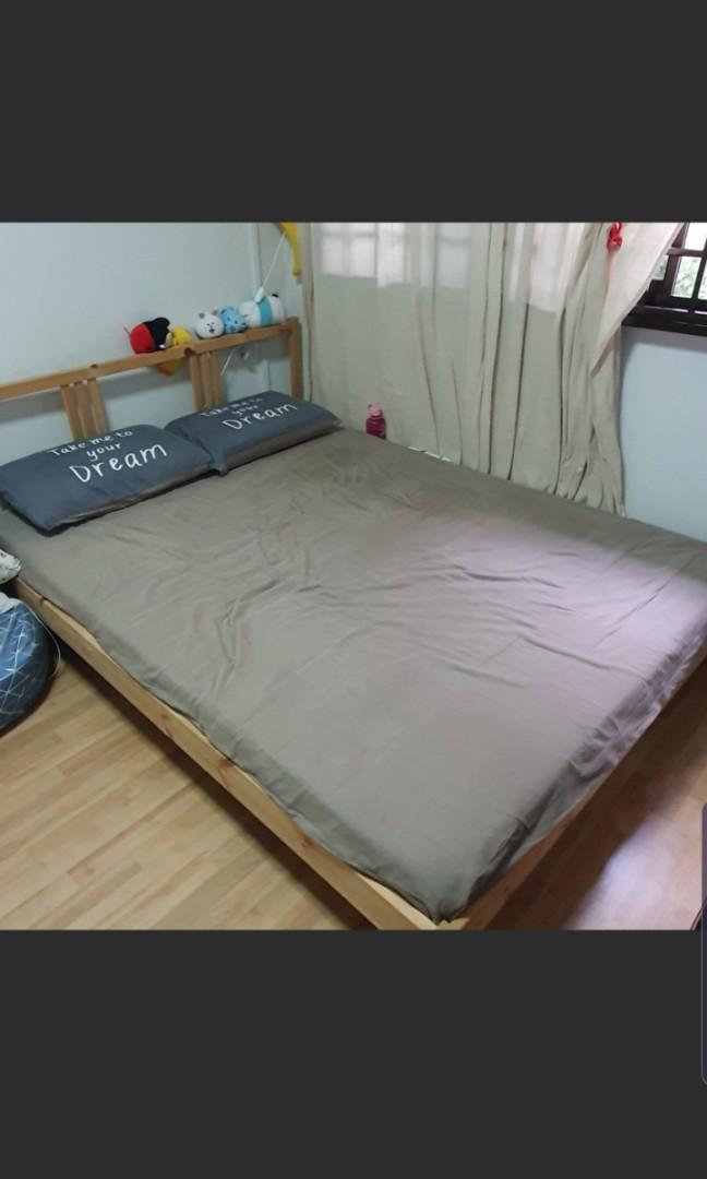 Ikea Queen Size Mattress And Bed Furniture Beds Mattresses On