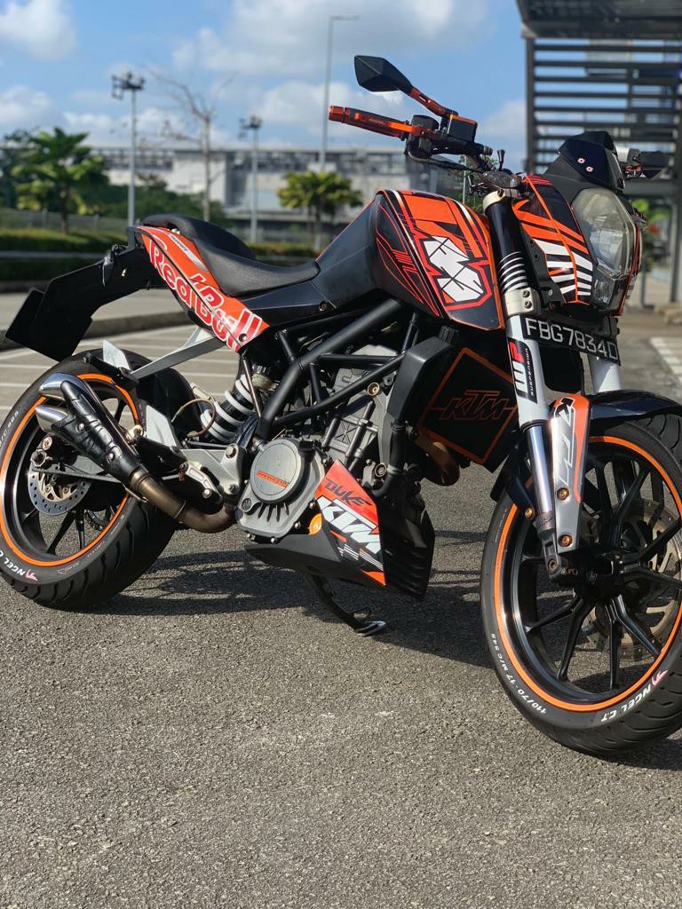 Ktm duke 200 2022, Motorcycles, Motorcycles for Sale, Class 2B on Carousell