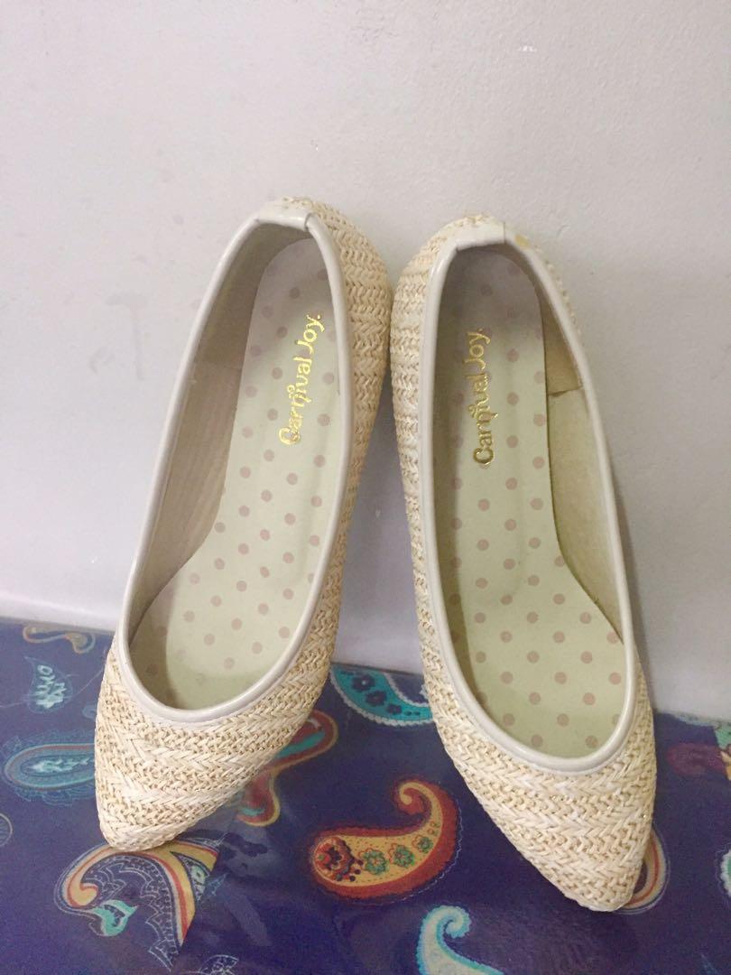 Ladies close shoes office casual Women s Fashion Footwear Heels