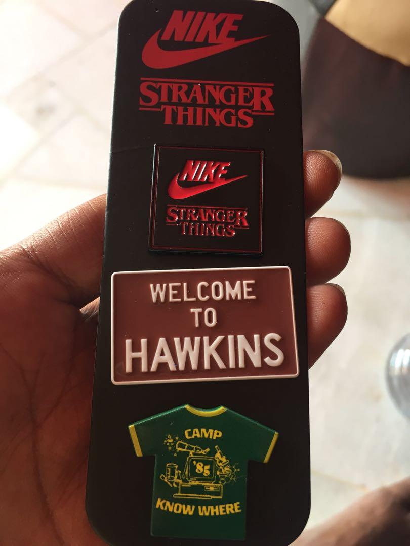 ornament Uitgraving rekruut Limited Edition Nike X - Stranger Things enamel pins/Badge Pin - Garage  Sale 🔥🔥🔥 1000% Original, Hobbies & Toys, Stationery & Craft, Occasions &  Party Supplies on Carousell