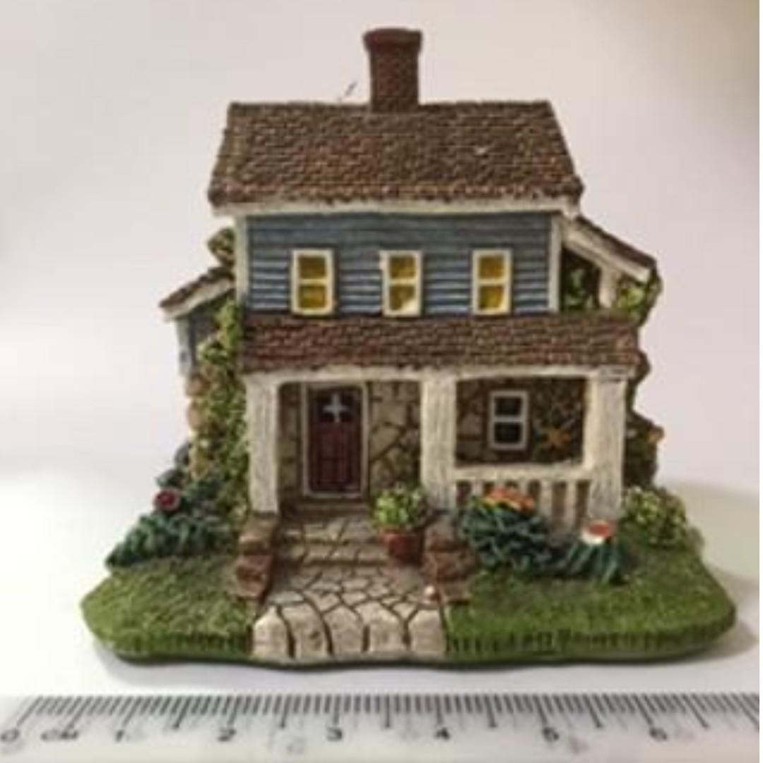 Miniature House With 2 Front Doors Vintage Collectibles