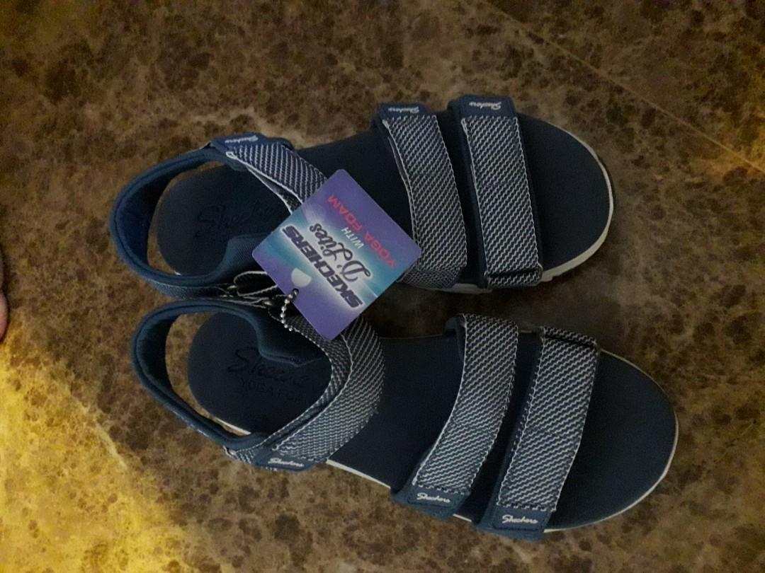 skechers ladies slippers size 5