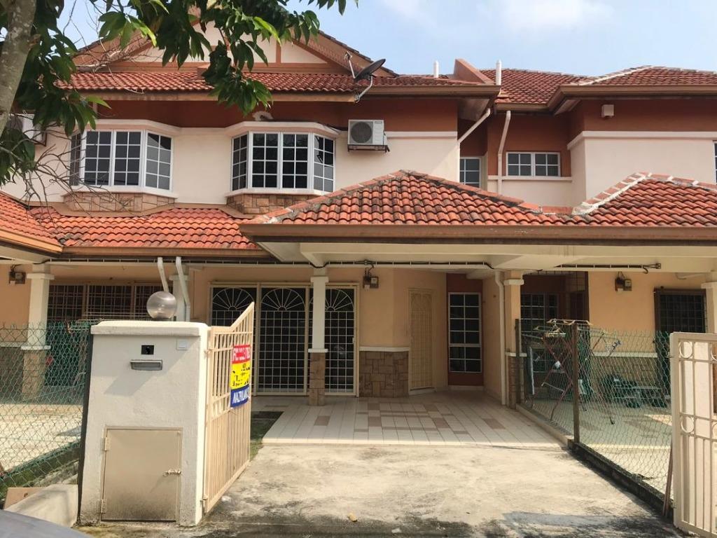 Rumah Teres Dua Tingkat Di Seksyen 3 Bandar Baru Bangi Dekat Surau Property For Sale On Carousell