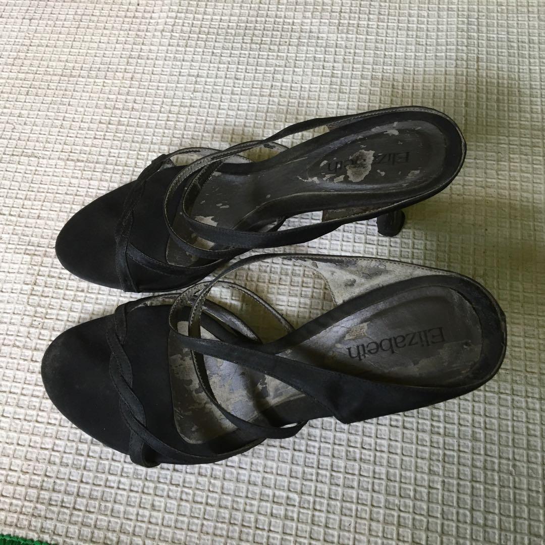 Sandal Elizabeth Silang Hitam 37 Fesyen Wanita Sepatu Di Carousell