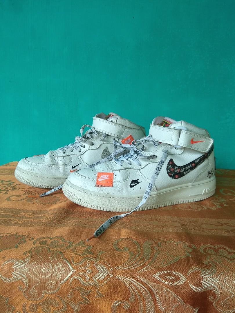 Sepatu Nike af 1 mid retro x just do it, Fesyen Pria, Sepatu , Sneakers di  Carousell