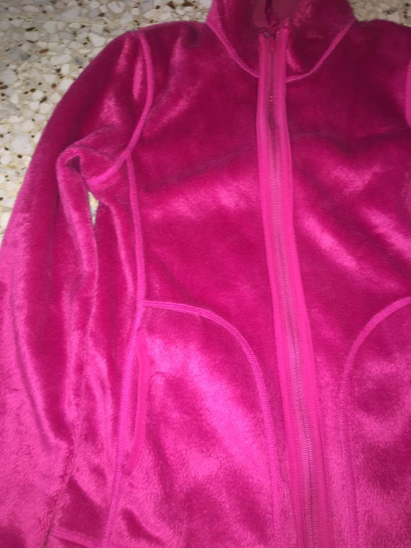Jacket (Category: Coats, Jackets and Outerwear) located in Singapore. Submitted by h.olyychickk (Listing ID 248760487, Image 2). Description: it is free size but it is pretty small, it fits XS-S well. the inner side is the fur kind of material, and outer is the wool kind of material. both inside and outside of the jacket has pockets, which makes storing your handphone,wallet and money a lot more convenient! very comfortable!.