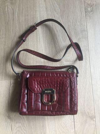 DKNY red crossbody bag imitation crocodile skin 🐊