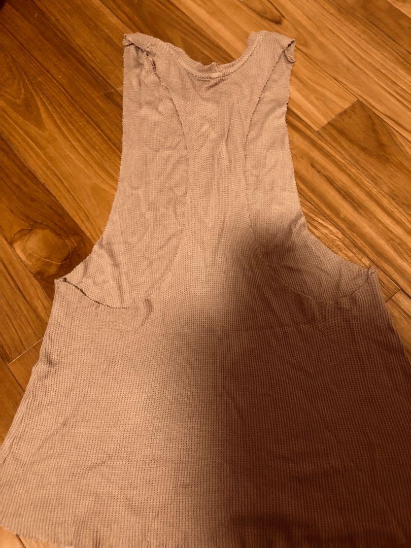 Alo flow tank best sale