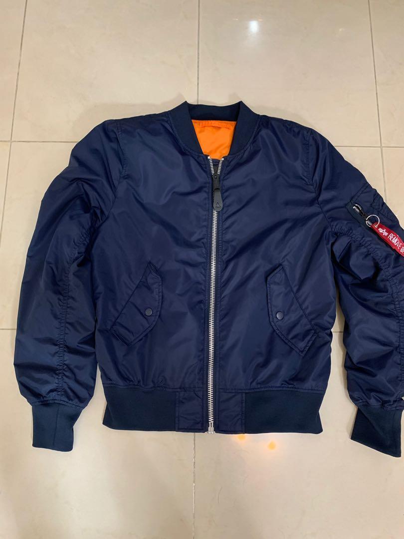 Alpha Industries Ma 1 Navy Jacket 雙面薄身風褸 男裝 外套及戶外衣服 Carousell