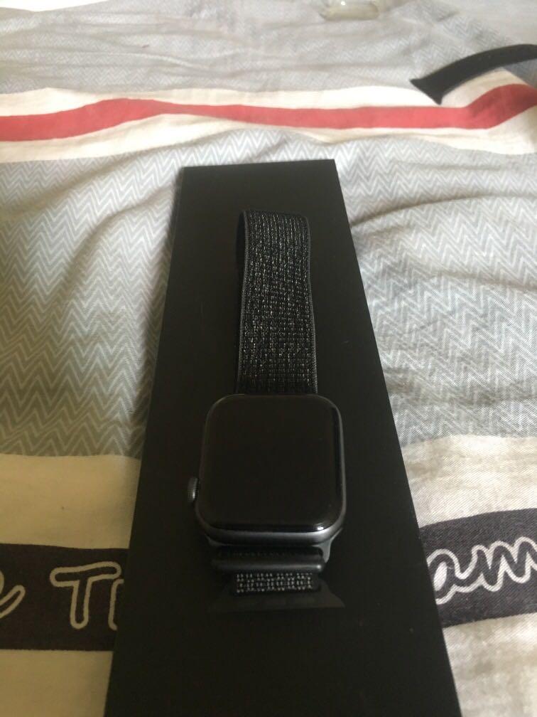 44mm black nike sport loop
