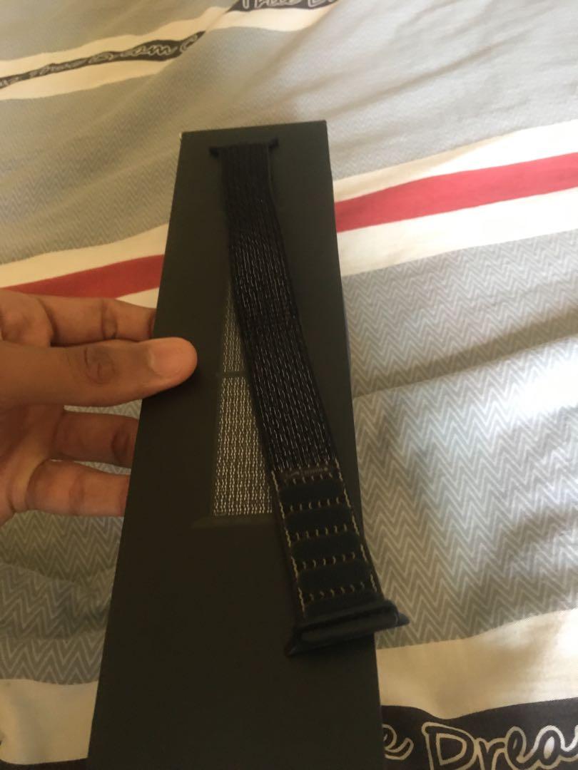 44mm space gray series 4