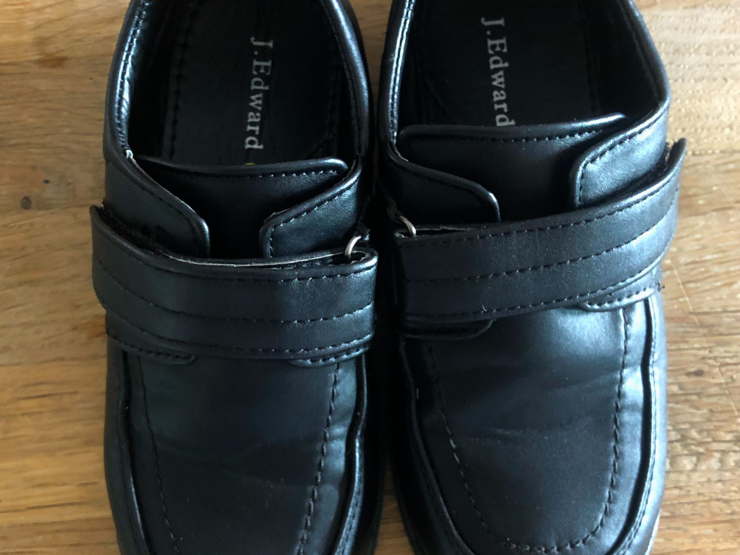 Boys faux leather Velcro shoes 33 black 