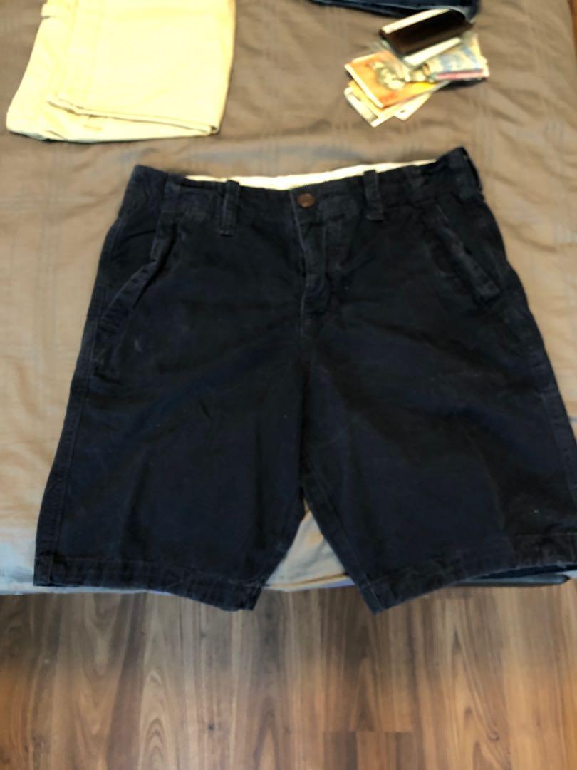 abercrombie and fitch mid length shorts
