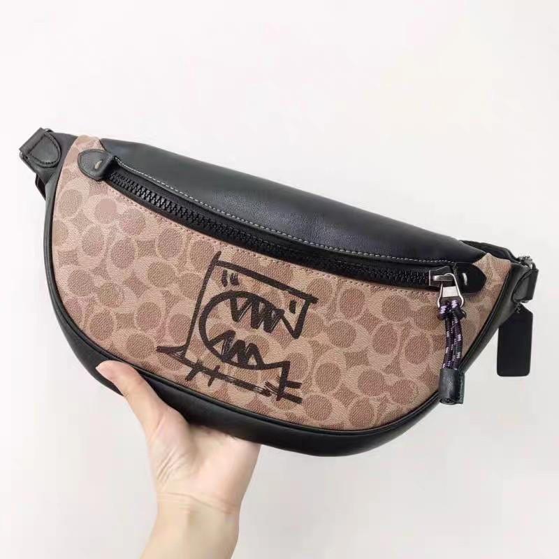 Coach Waist Bag, Women's Fashion, Bags & Wallets on Carousell