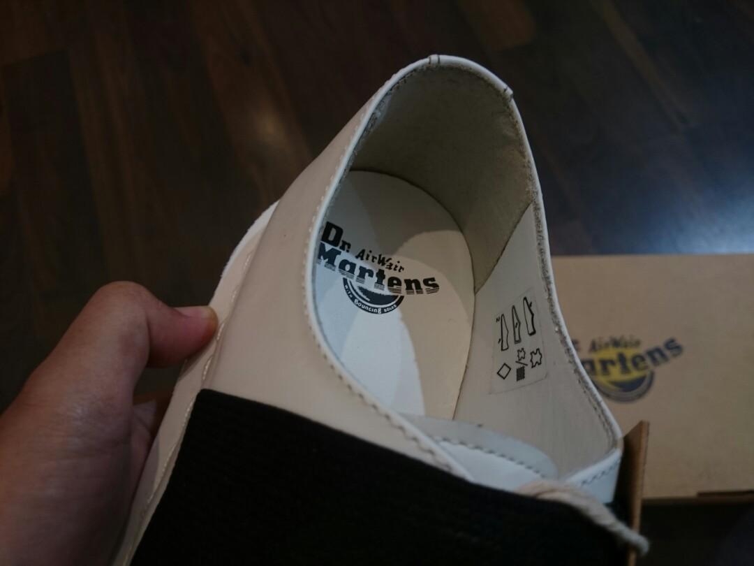 dr martens 1461 elastic