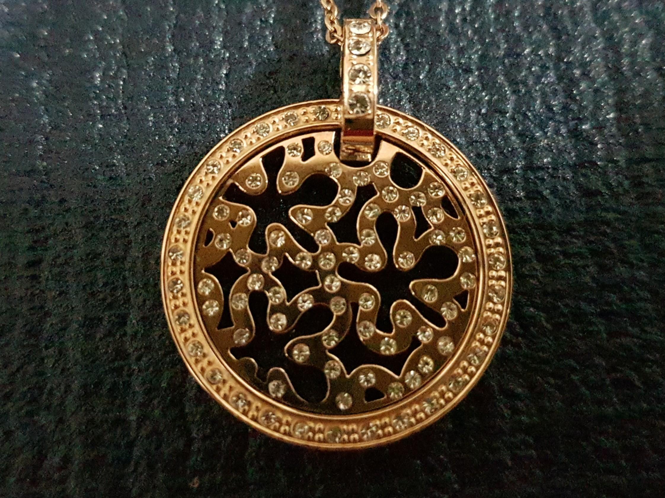 Folli follie rose gold necklace top