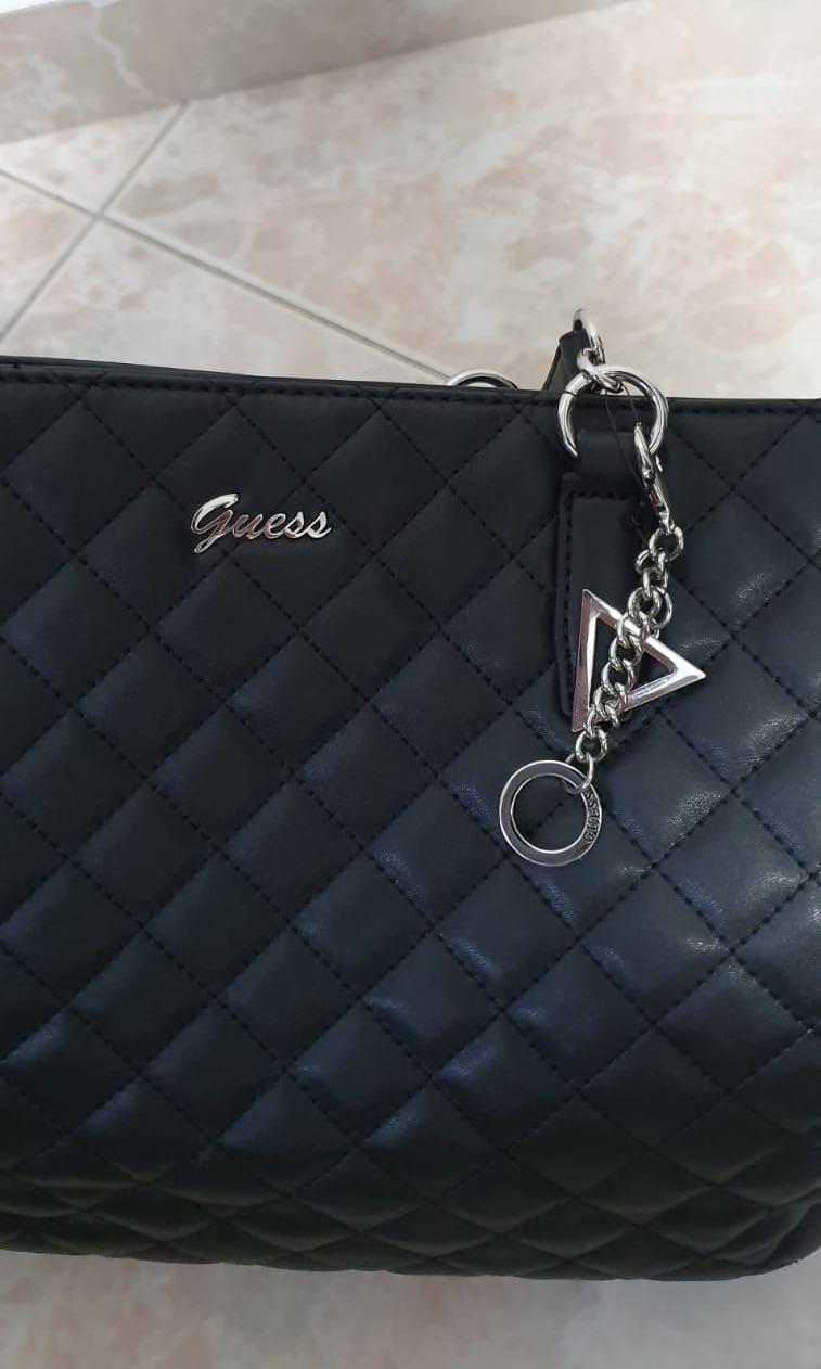 GUESS quilted tote bag (black), Luxury, Bags & Wallets on Carousell