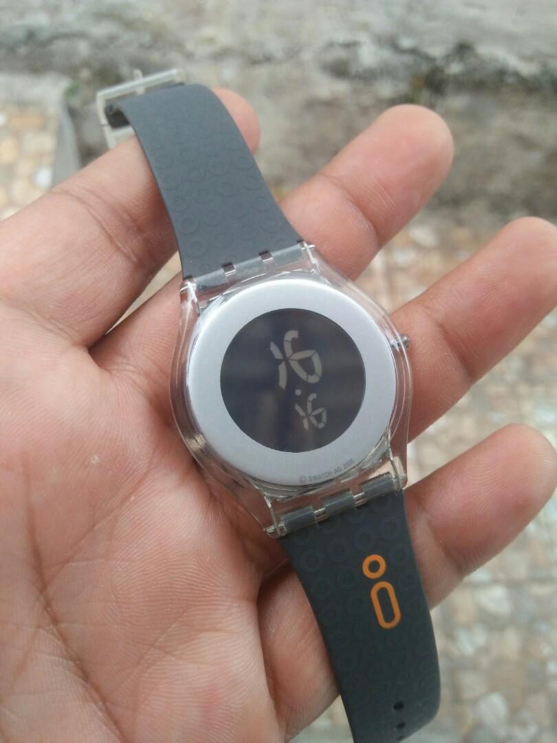 Jam tangan bekas swatch skin digital