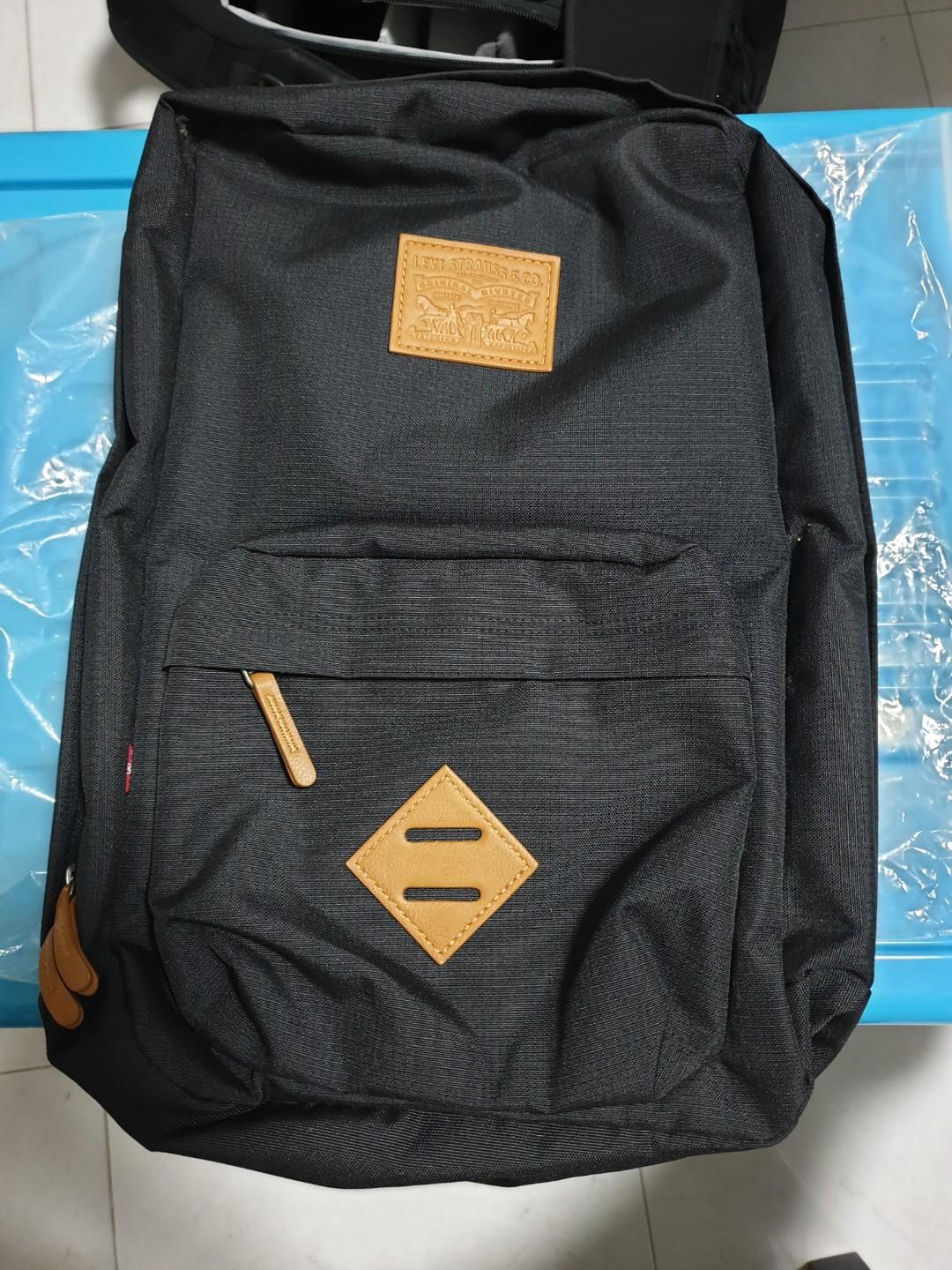 levi strauss & co backpack