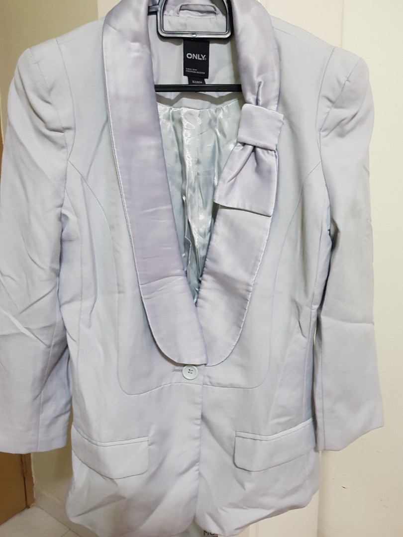light grey blazer, Women's Fashion, Coats, Jackets and Outerwear on ...