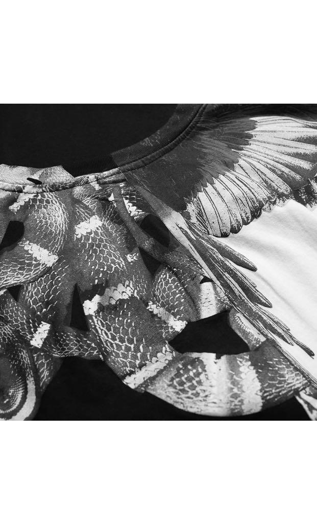 Marcelo Burlon Split Snakes Wings Shoulder Tee, Men's Fashion, Tops & Sets, & Polo Shirts on Carousell