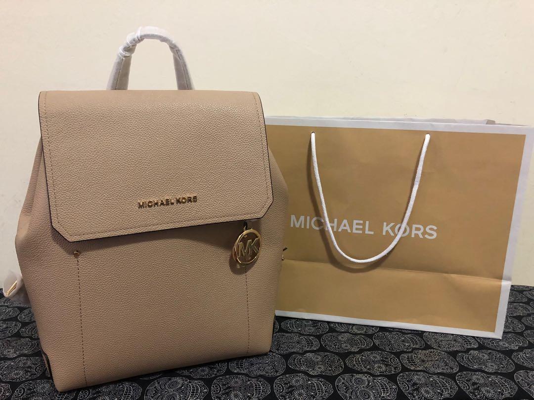 Michael kors hayes medium backpack outlet