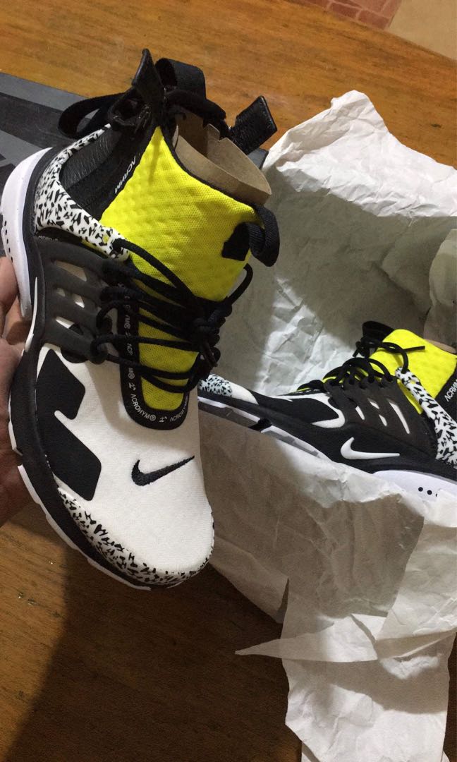 white nike logo laces
