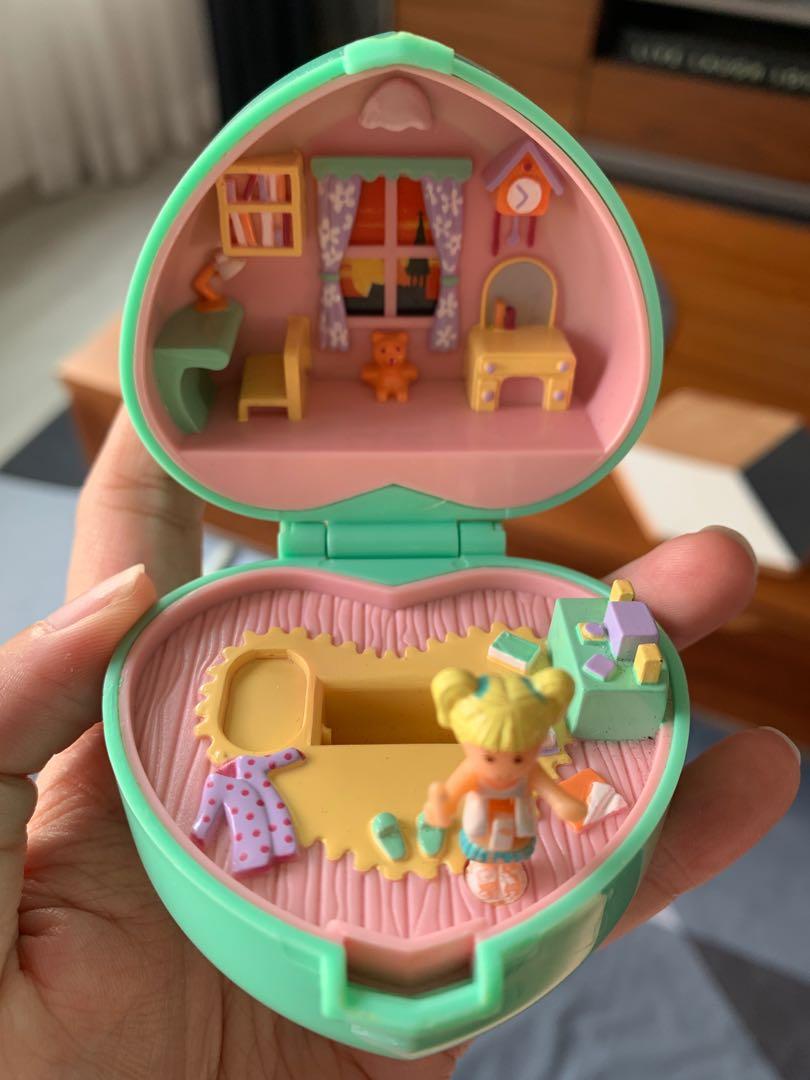 Pocket discount ring holder