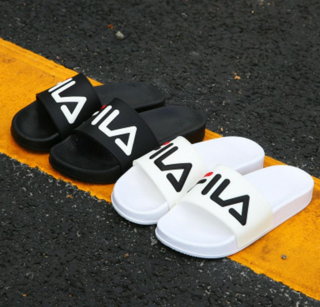 fila slides holographic