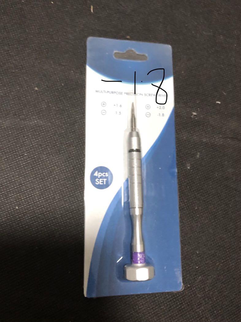 Screwdriver (Category: Accessories) located in Singapore. Submitted by fionmagical (Listing ID 248915767, Image 3). Description: 1pc $8 4pc $25.