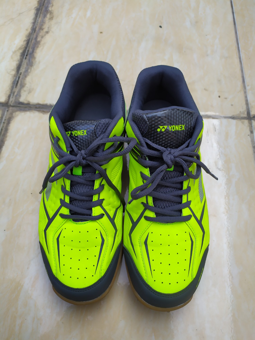 Sepatu Yonex Badminton Akayu 1 Size 44 Olah Raga Perlengkapan Olahraga Lainnya Di Carousell