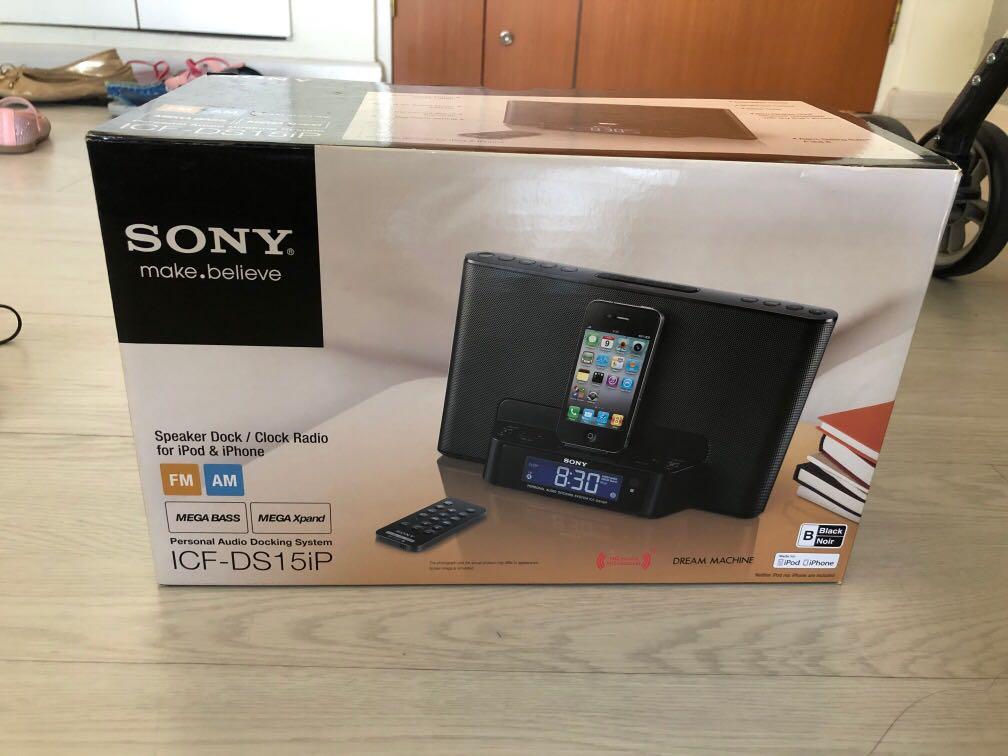 Sony Speaker Dock / Clock Radio for iPod and iPhone ICCDS15iP, Audio