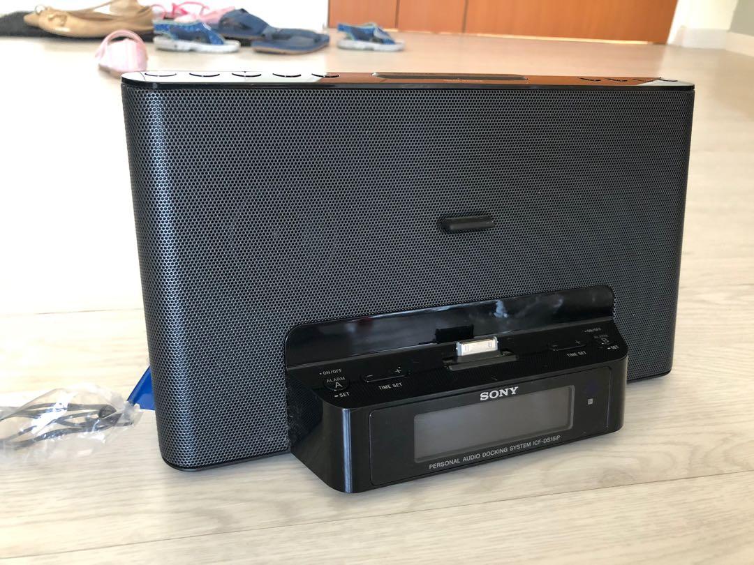 Sony Speaker Dock / Clock Radio for iPod and iPhone ICCDS15iP, Audio