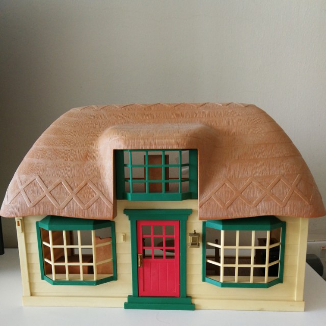 Sylvanian families meadowcroft top cottage