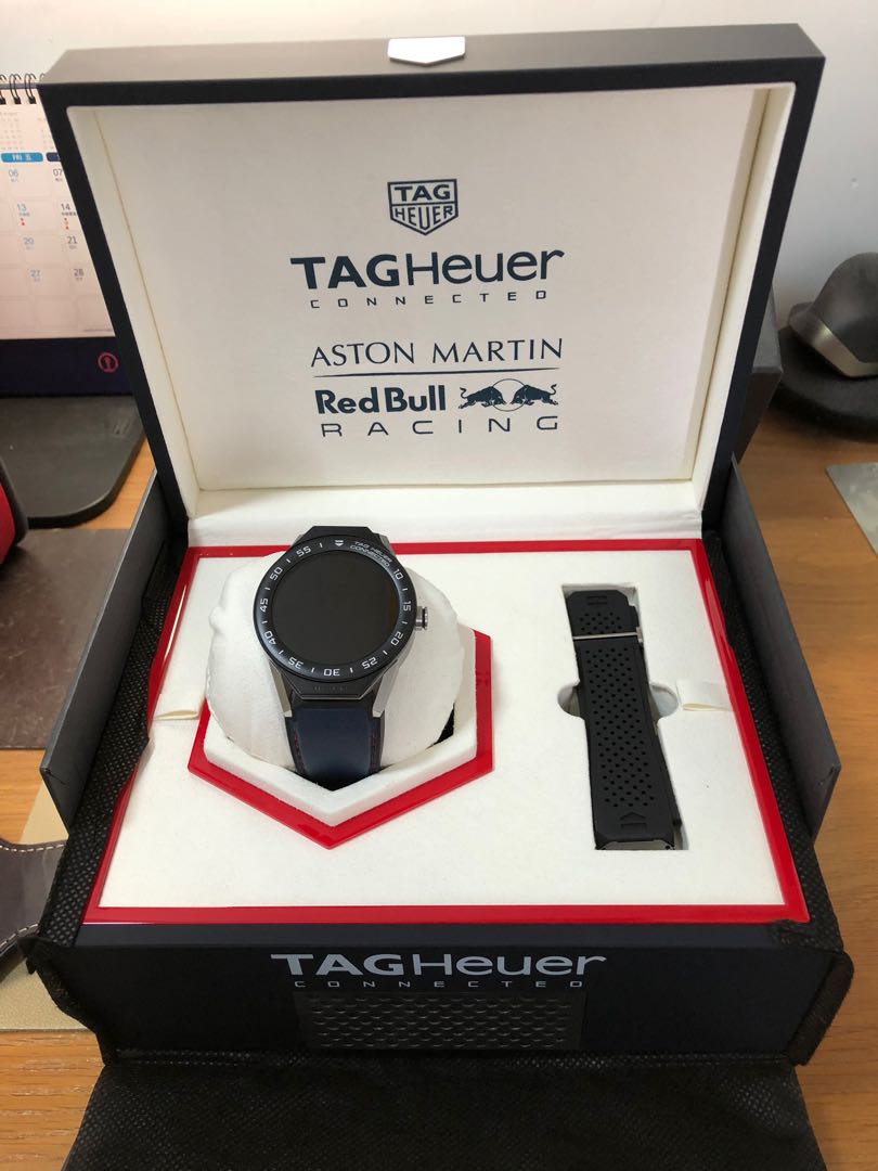 Tag heuer connected modular 45 aston martin red bull racing hotsell