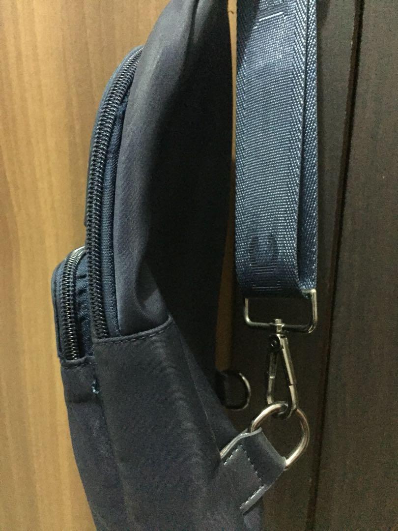 polo classic sling bag